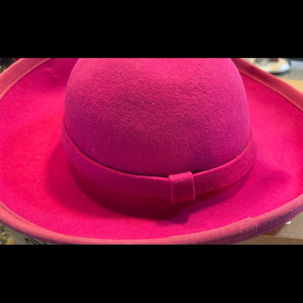 Women’s wool hat